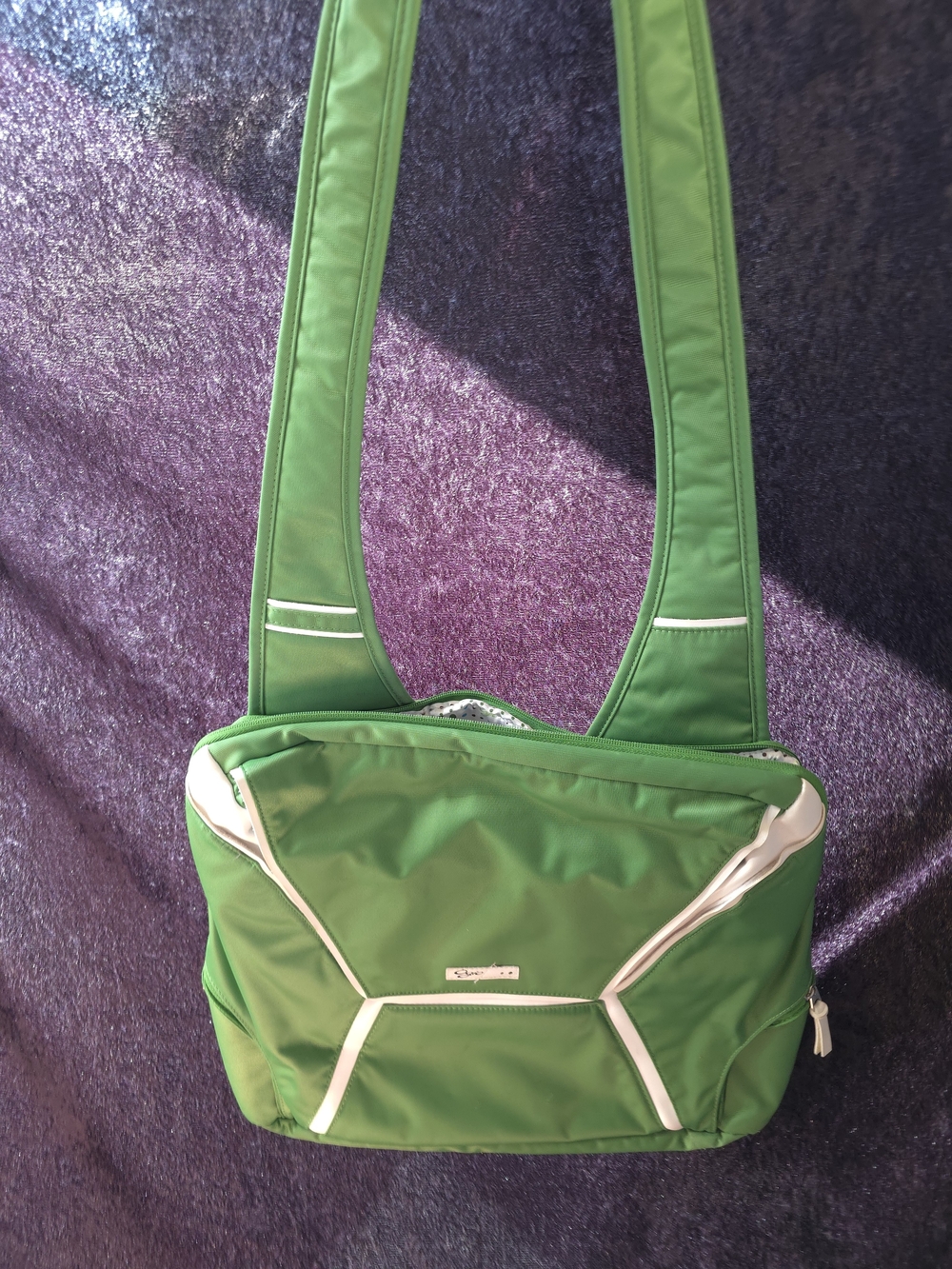 OGIO Green and White Shoulder Bag